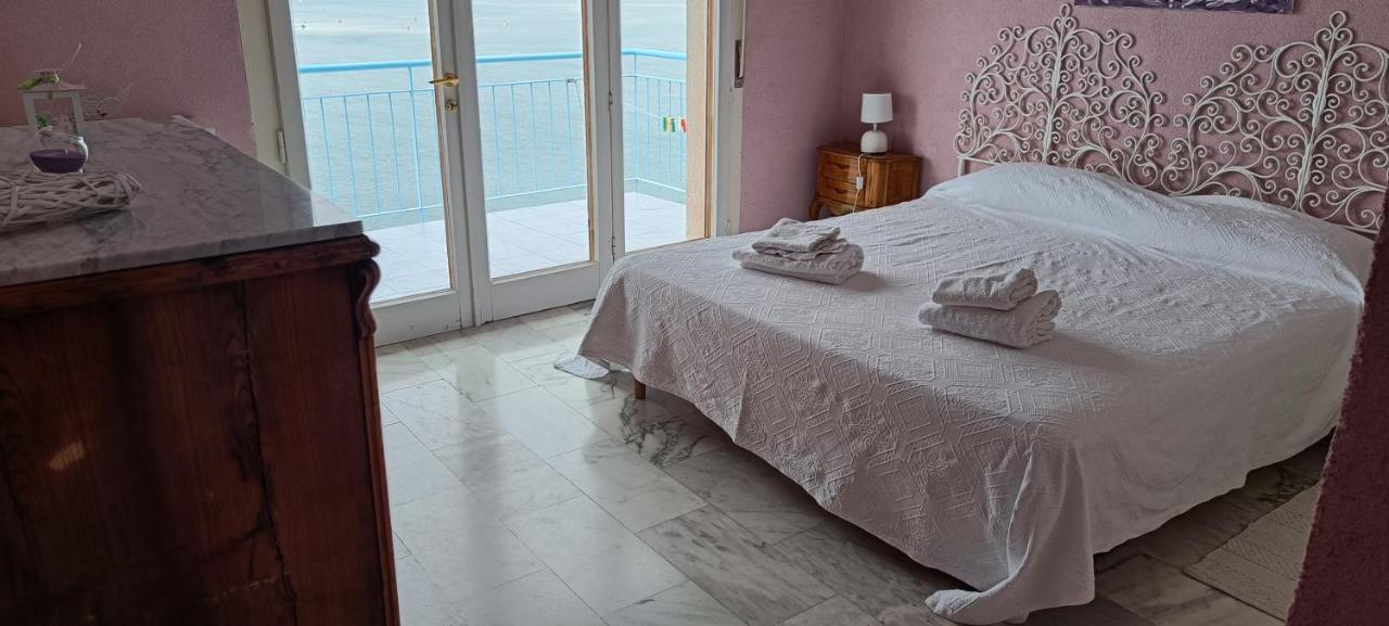 Locazione Turistica Sul Mare Strada Costiera 244, Trieste سانتا كروتشي ماري المظهر الخارجي الصورة